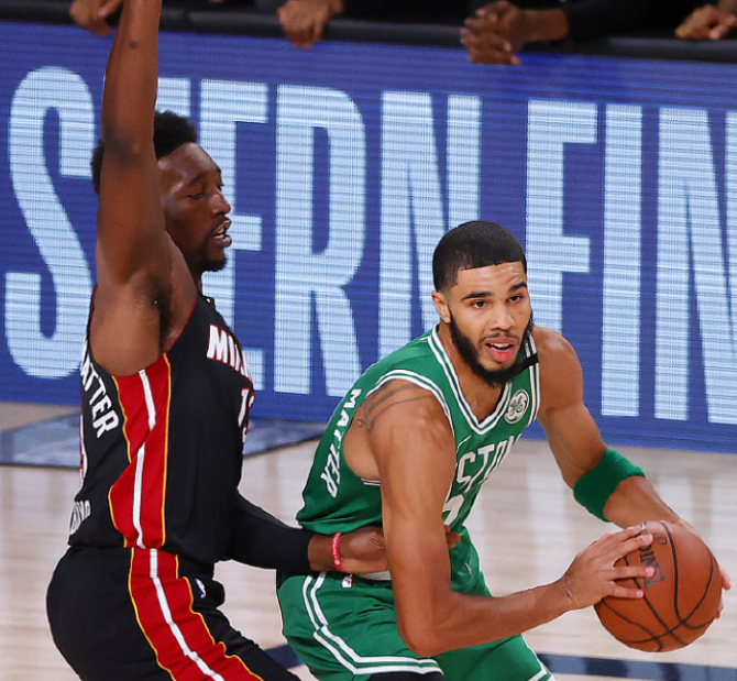 开云体育中国-河南建业利用对手弱点，赢得关键胜利的简单介绍