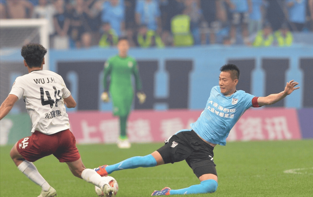 开云体育入口-包含青岛主场大胜青岛，发挥出色实力大增振奋士气的词条