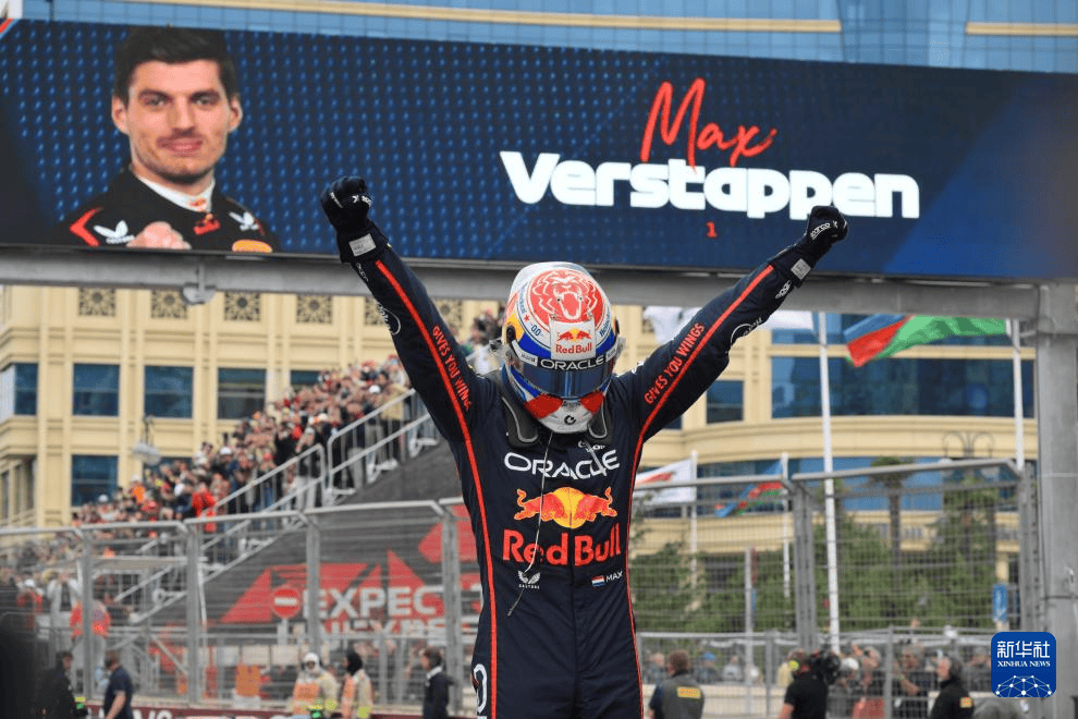 关于红牛二队翻盘哈斯车队，塞恩斯关键制胜的信息